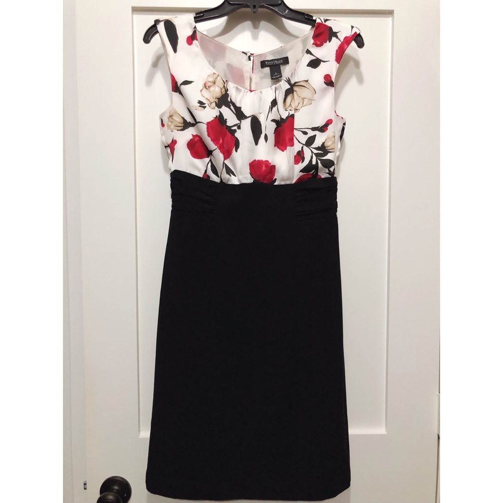 Pencil skirt floral dress